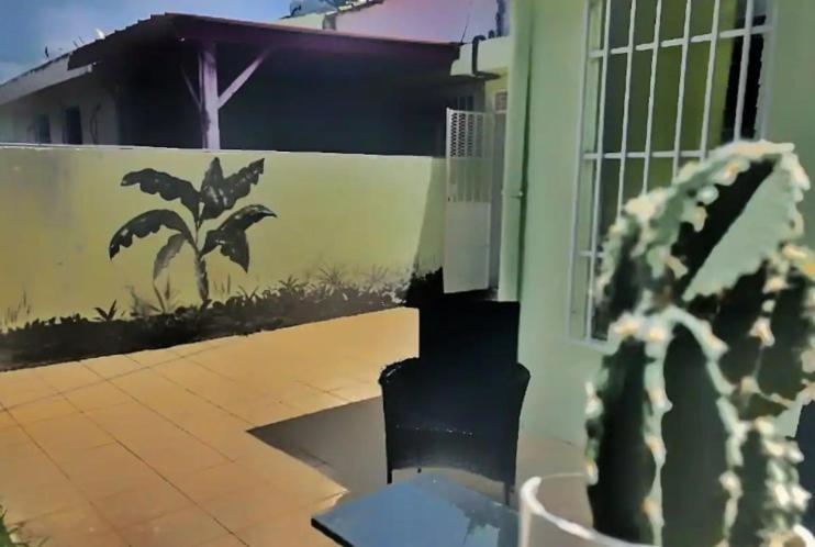 Malilia Beach A Sainte-Anne - Wifi -5 Min A Pied De La Plage 외부 사진