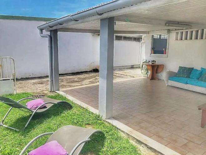 Malilia Beach A Sainte-Anne - Wifi -5 Min A Pied De La Plage 외부 사진